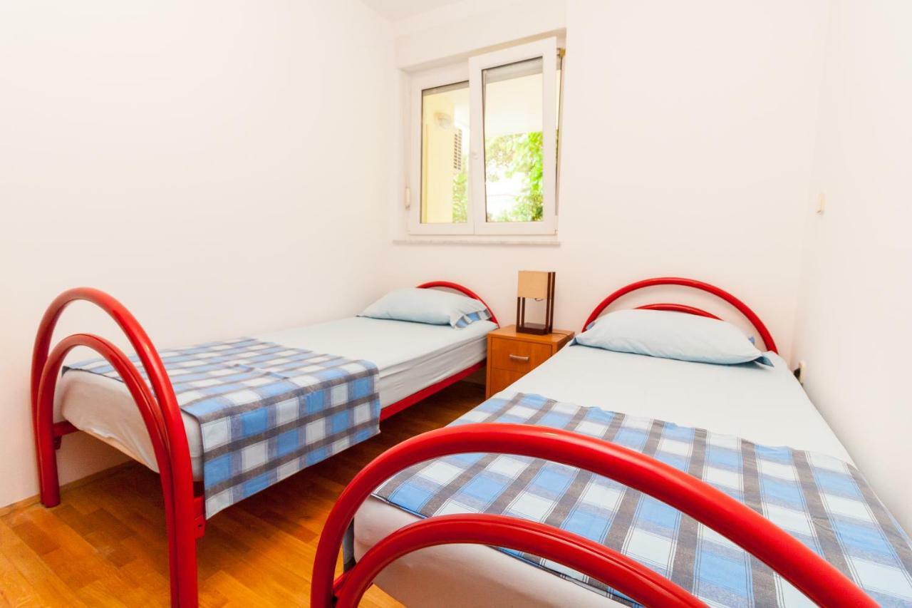 • Lungomare Beach Apartment Pula • Extérieur photo